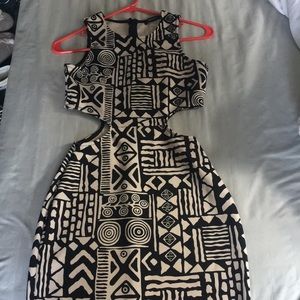Black/white bodycon minidress with side cut outs